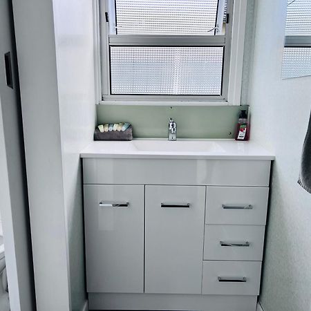 Brooklyne Motel Sanson المظهر الخارجي الصورة