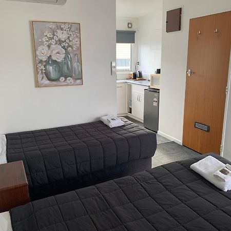 Brooklyne Motel Sanson المظهر الخارجي الصورة